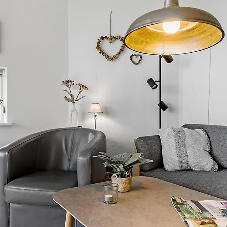 Sopark Lejl, 50